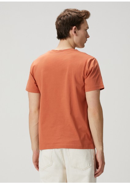 Kiremit Logo Baskılı T-Shirt fırsatları