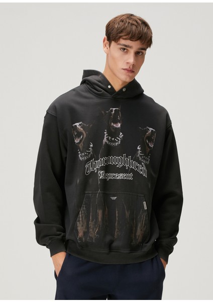 Siyah Kapüşonlu Sweatshirt