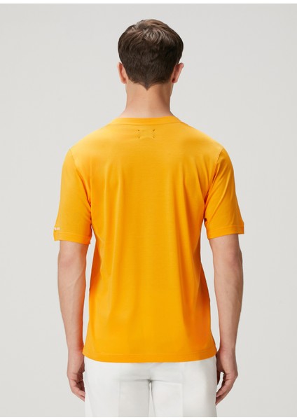 Turuncu Logo Nakışlı T-Shirt fırsatları