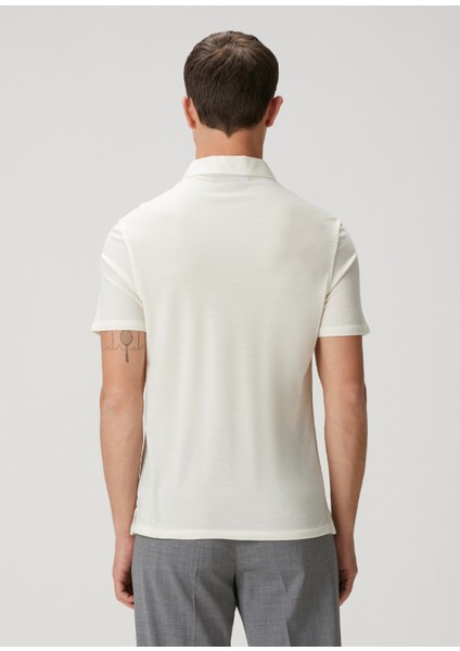 Beyaz Polo Yaka Yün T-Shirt fırsatları