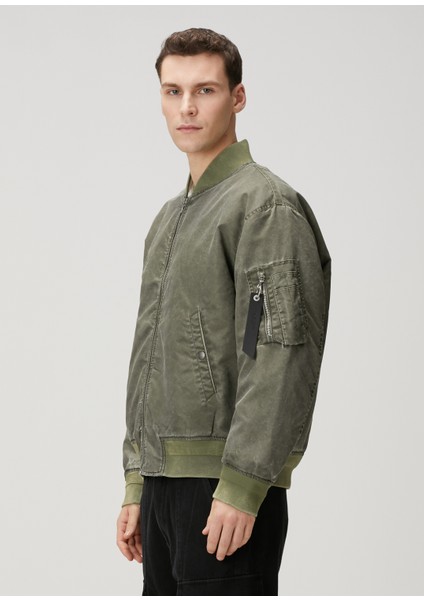 Manston Haki Bomber Mont