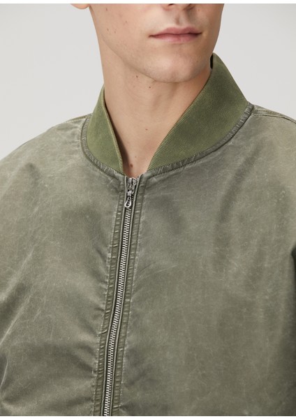 Manston Haki Bomber Mont