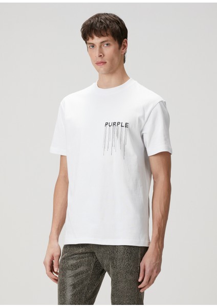Beyaz Logo Detaylı T-Shirt