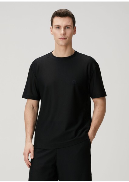 Siyah Logo Nakışlı T-Shirt