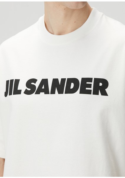 Kırık Beyaz Logo Baskılı T-Shirt indirimleri