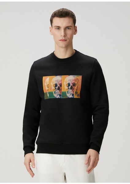 Siyah Kurukafa Baskılı T-Shirt