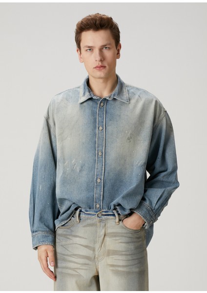 Relaxed Fit Açık Mavi Yıpratmalı Denim Gömlek
