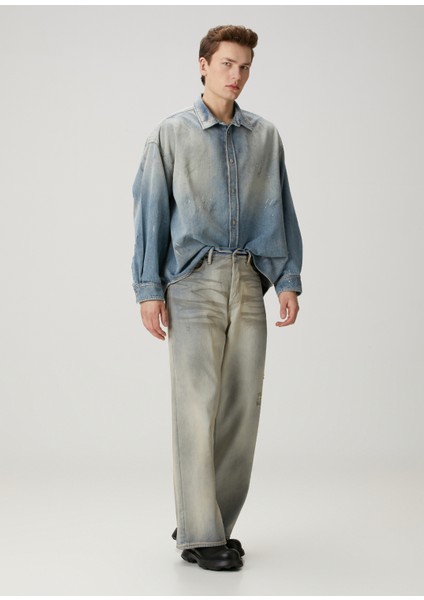 Relaxed Fit Açık Mavi Yıpratmalı Denim Gömlek