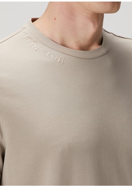 Bej Logo Nakışlı T-Shirt indirimleri
