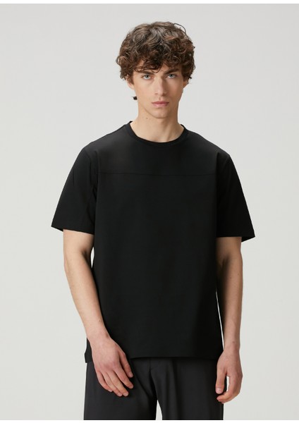 Siyah T-Shirt modelleri