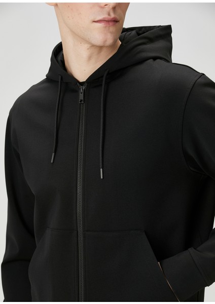 Siyah Kapüşonlu Sweatshirt