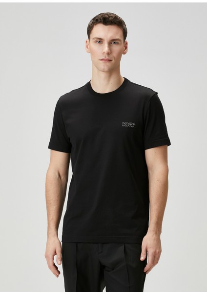 Siyah Logo Nakışlı T-Shirt