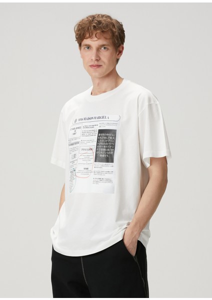 Kırık Beyaz Logo Baskılı T-Shirt