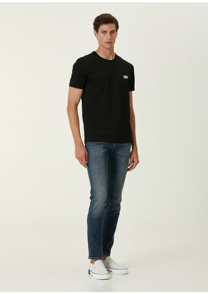 Siyah Logo Detaylı T-Shirt fiyatları