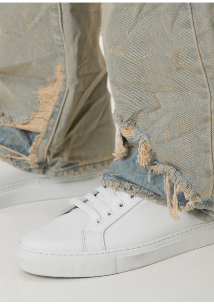 Açık Mavi Yıpratma Detaylı Jean Pantolon