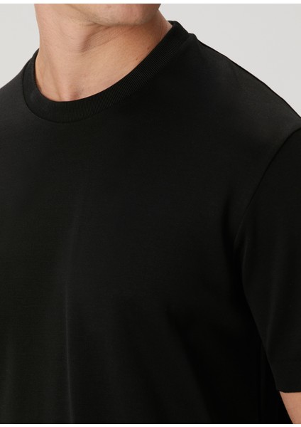 Siyah Basic T-Shirt
