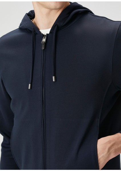 Lacivert Kapüşonlu Sweatshirt