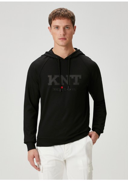 Siyah Kapüşonlu Logo Detaylı Sweatshirt