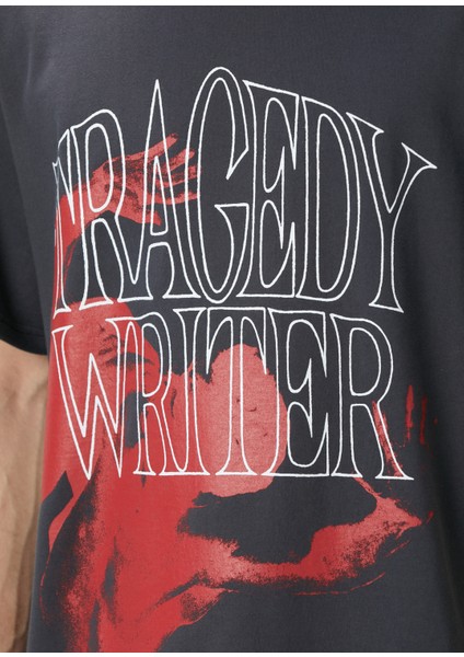 Gri Slogan Baskılı T-Shirt