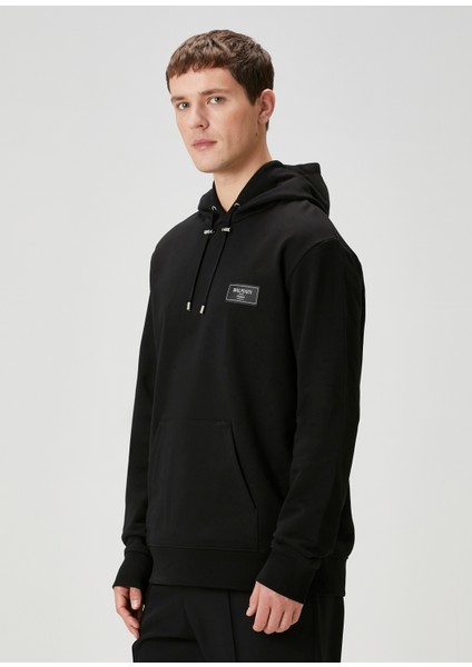 Siyah Kapüşonlu Sweatshirt
