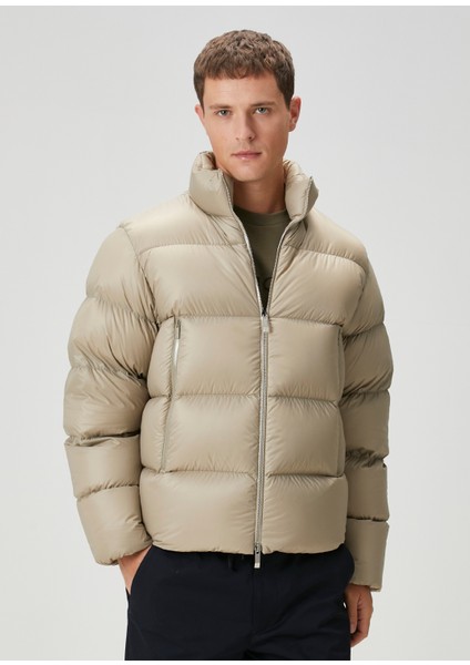 Bej Puff Mont