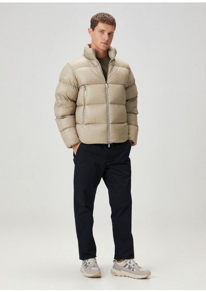 Bej Puff Mont