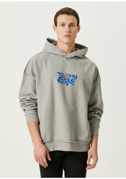 Gri Logo Baskılı Kapüşonlu Erkek Sweatshirt