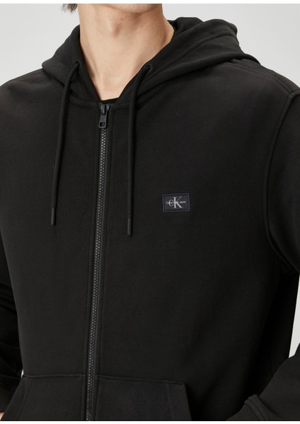 Siyah Kapüşonlu Sweatshirt