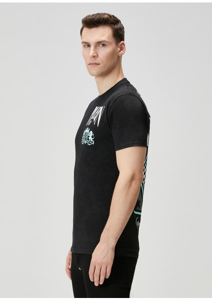 Siyah Logo Baskılı T-Shirt modelleri