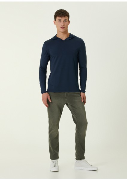 Lacivert Kapüşonlu Sweatshirt