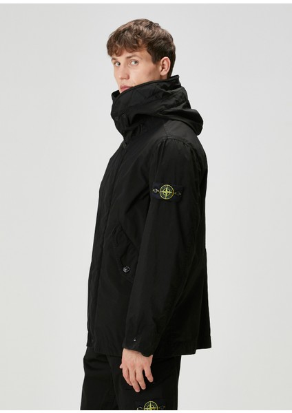 Siyah Kapüşonlu Parka