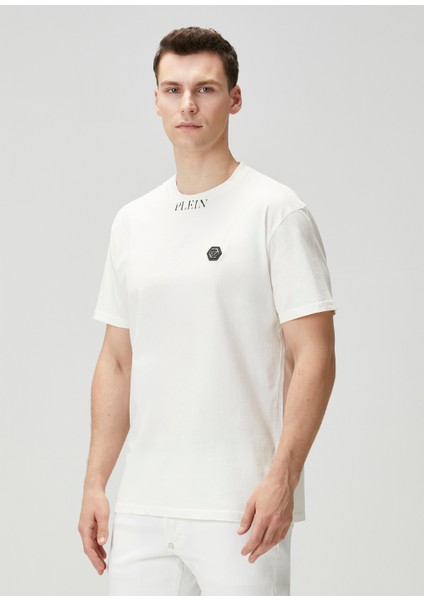 Kırık Beyaz Logo Detaylı T-Shirt modelleri