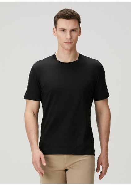 Siyah Logo Nakışlı T-Shirt modelleri