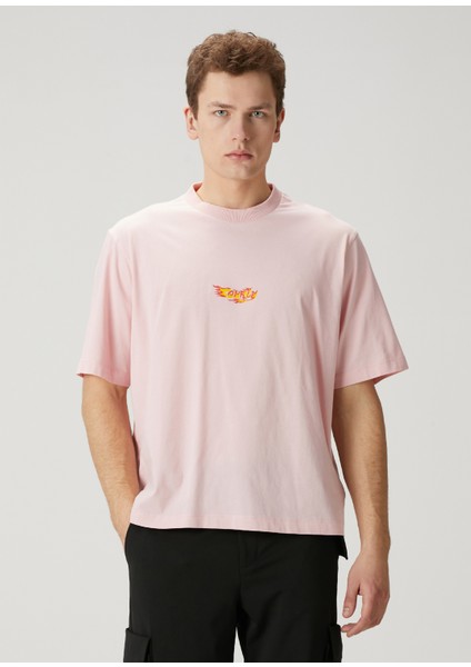 Pembe Figür Baskılı T-Shirt fiyatları