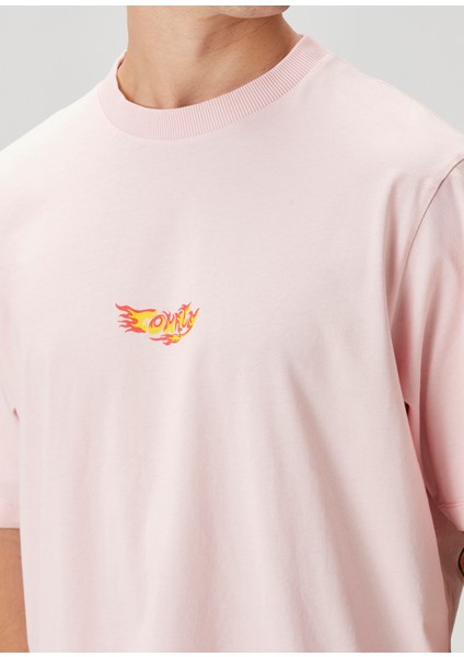 Pembe Figür Baskılı T-Shirt