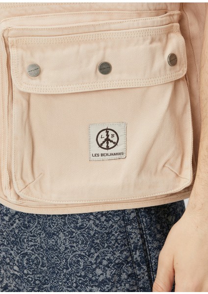 Bej Patch Detaylı Yelek