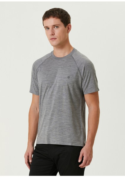 Gri Logo Detaylı Yün T-Shirt modelleri