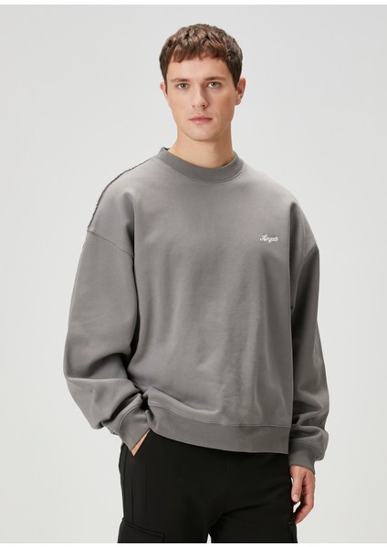Gri Sweatshirt