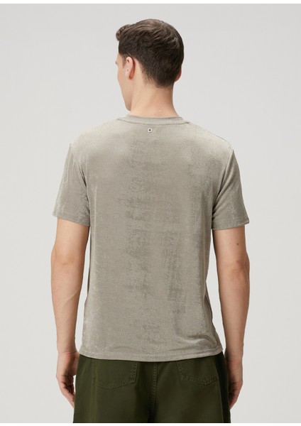 Taş Parlak Dokulu T-Shirt