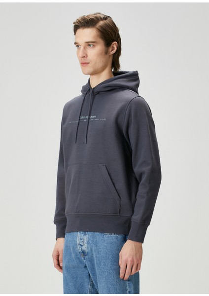 Koyu Gri Logo Detaylı Sweatshirt modelleri