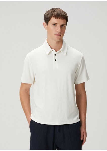 Beyaz Polo Yaka T-Shirt