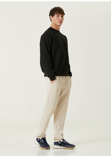 Siyah Logolu Sweatshirt