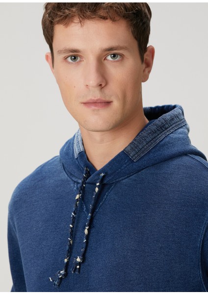 Indigo Kapüşonlu Patchwork Detaylı Sweatshirt