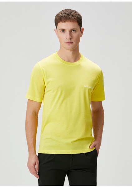 Sarı Logo Nakışlı T-Shirt