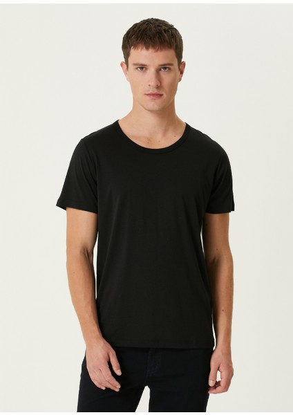Siyah Basic T-Shirt