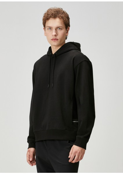 Siyah Kapüşonlu Fermuar Detaylı Sweatshirt modelleri