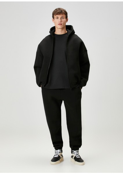 Siyah Kapüşonlu Sweatshirt