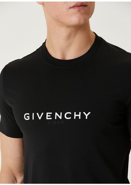 Slim Fit Reverse Siyah Beyaz Logo Detaylı T-Shirt indirimleri