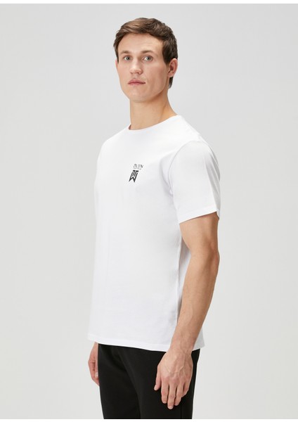 Beyaz Baskılı T-Shirt modelleri