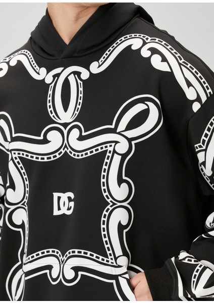 Siyah Beyaz Kapüşonlu Sweatshirt indirimleri